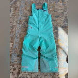 Boys Patagonia snow bib.